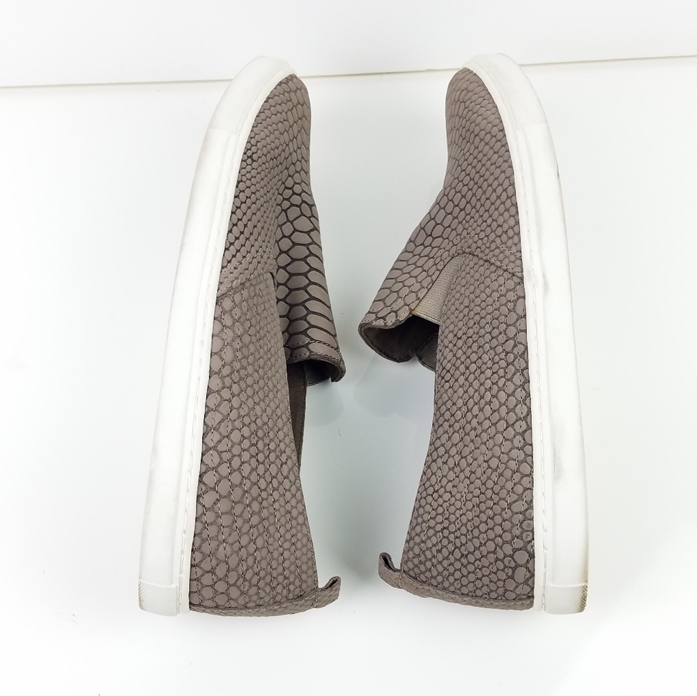 Splendid croc-embossed slip on sneakers size 11 - Picture 9 of 10